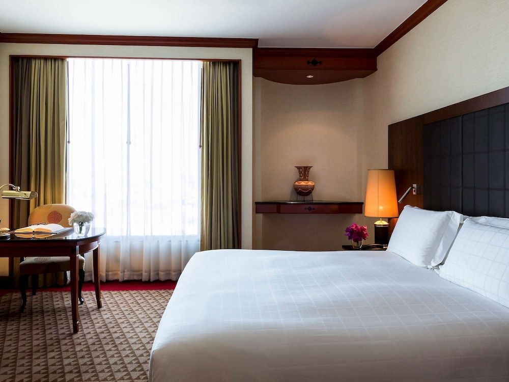 Superior Room, 1 King Bed