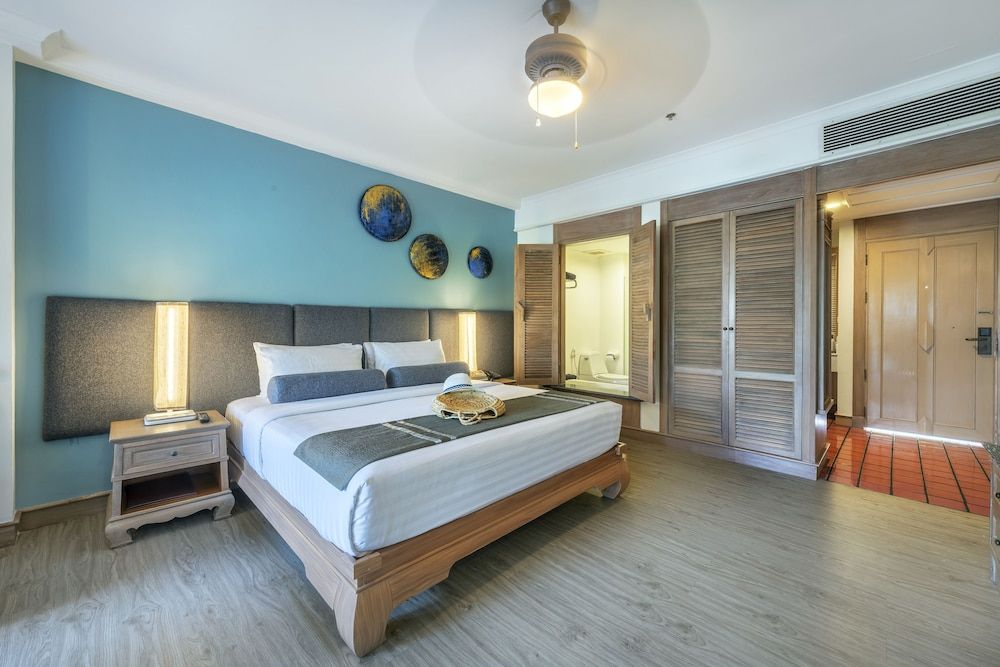 Chada Thai Village Grand Deluxe