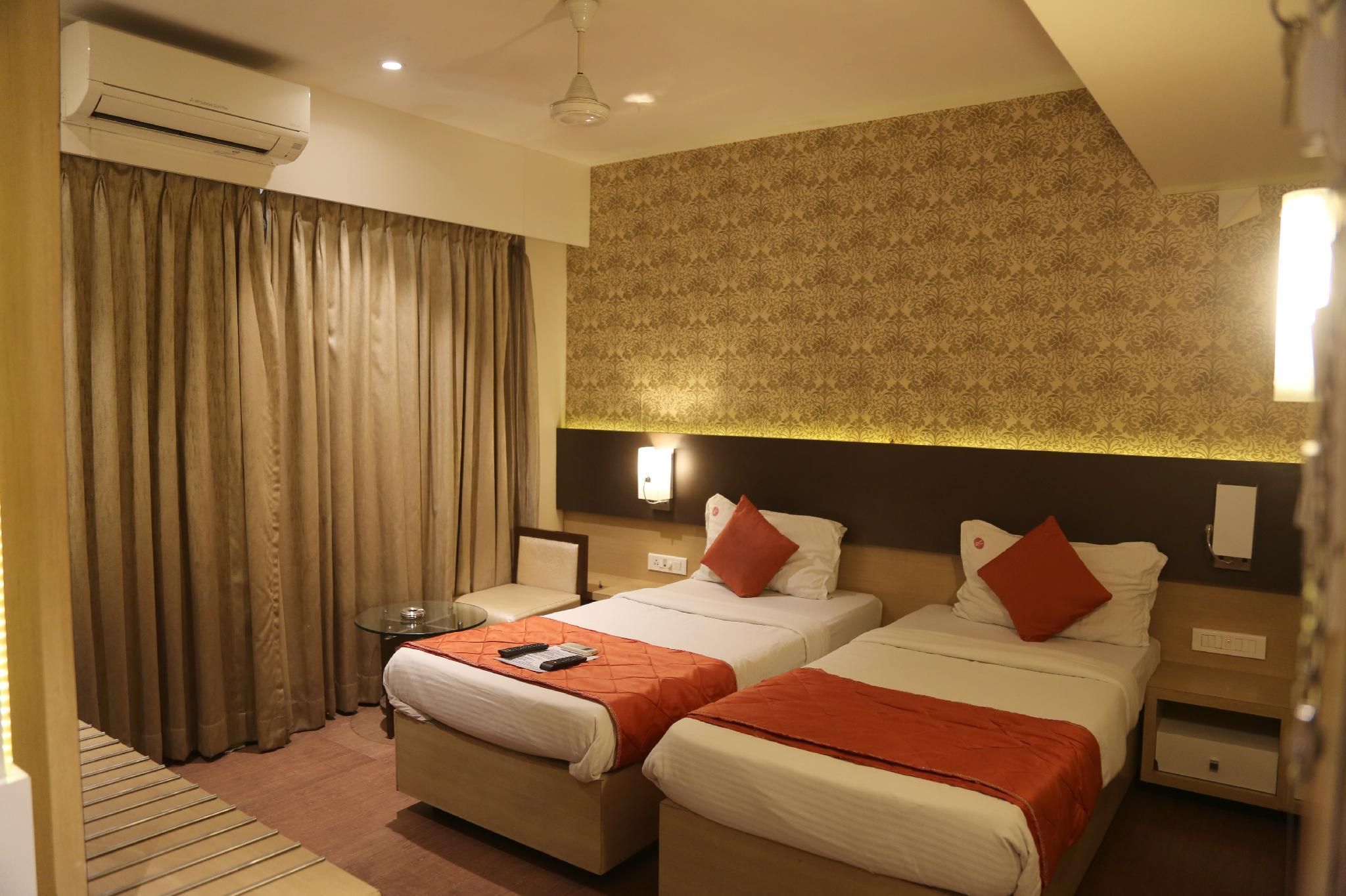 Hotel Royal Classic Deluxe Room 4