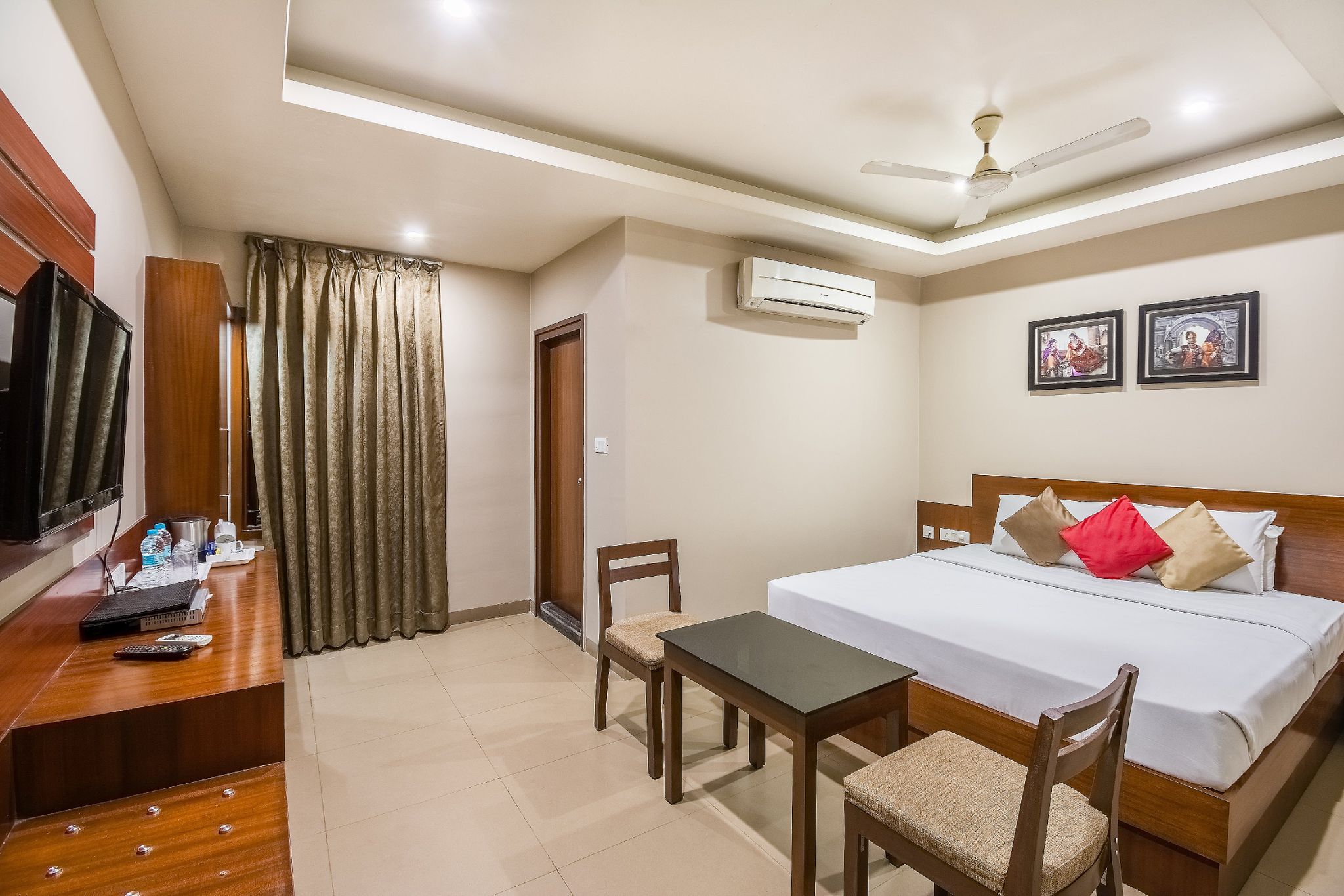 Five Elements Executive Room