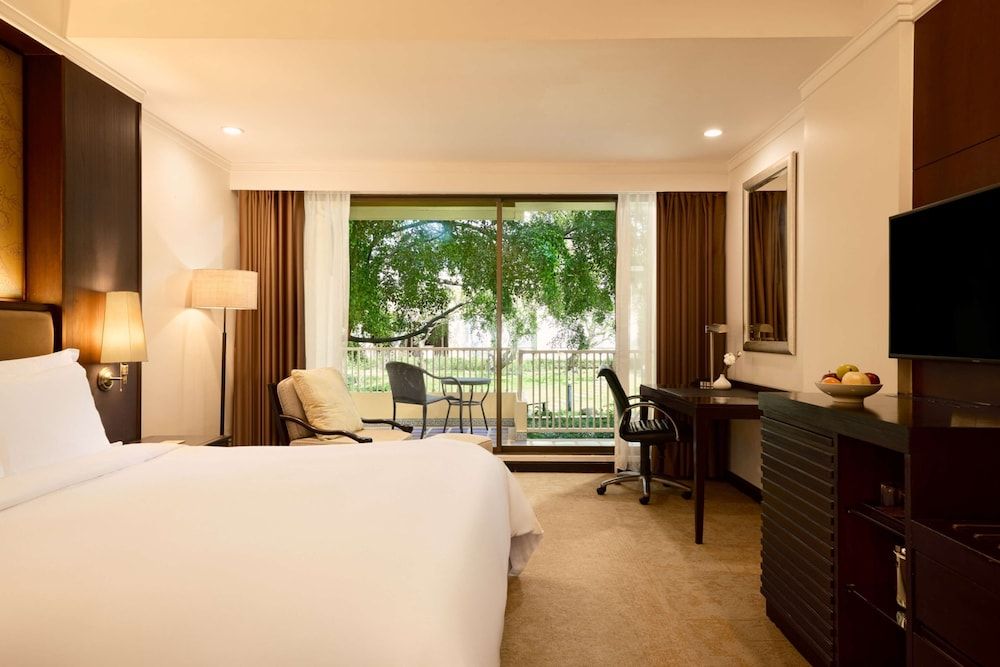 Dusit Thani Pattaya Deluxe Room, 2 Twin Beds 2