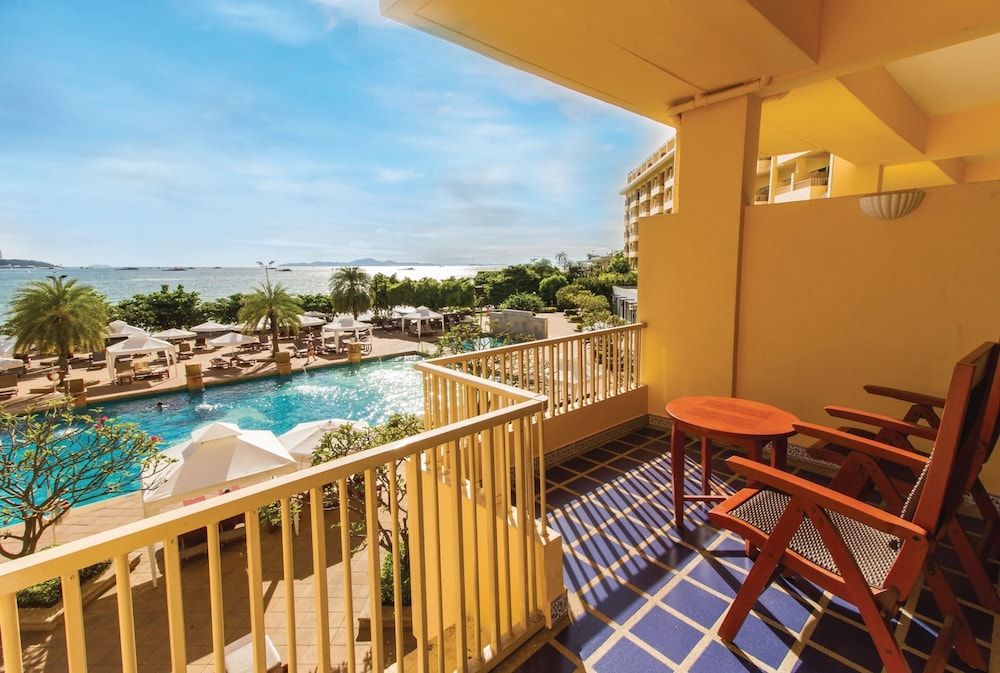 undefined Dusit Thani Pattaya 9