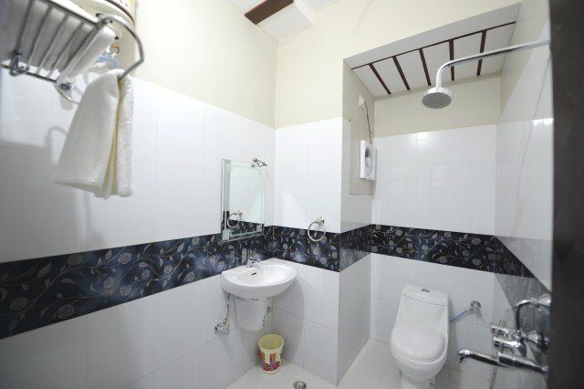 Hotel Banwari Palace Standard Room (Twin Bed) 4