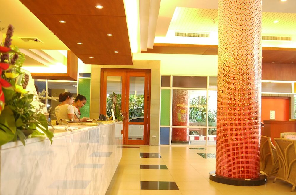undefined Long Beach Cha-Am Hotel