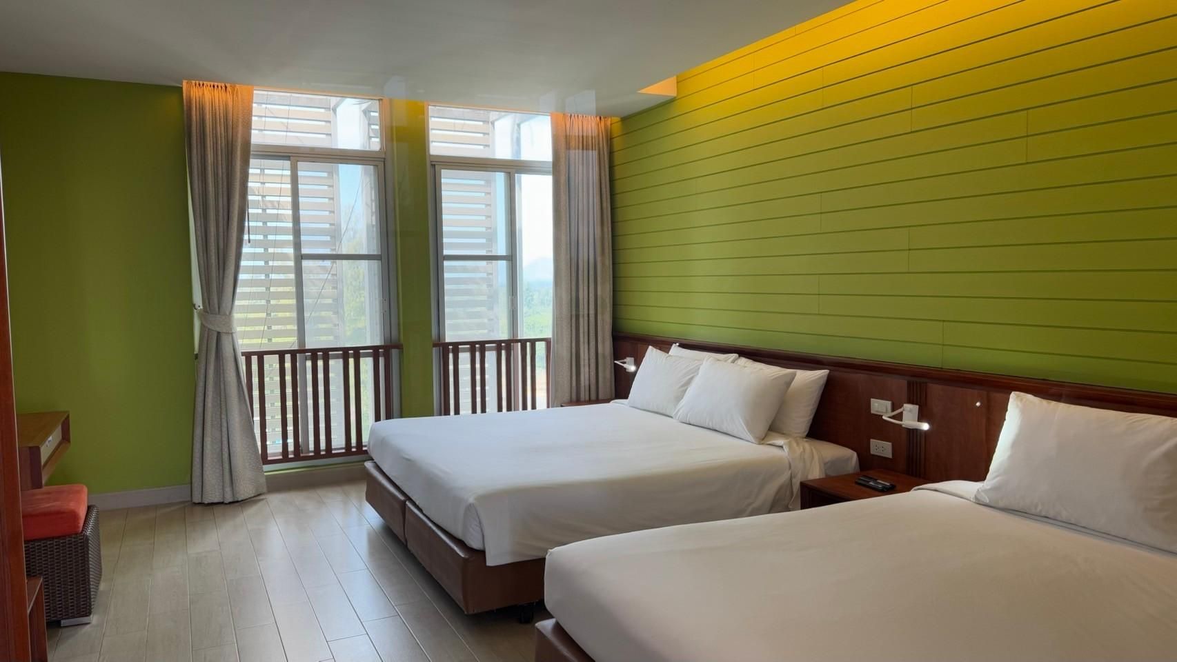 undefined Long Beach Cha-Am Hotel 10