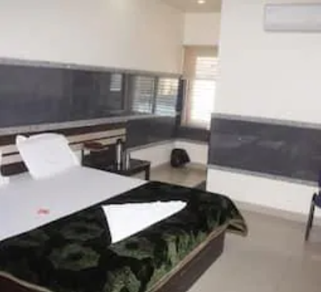 Deluxe Triple Bed Non Ac