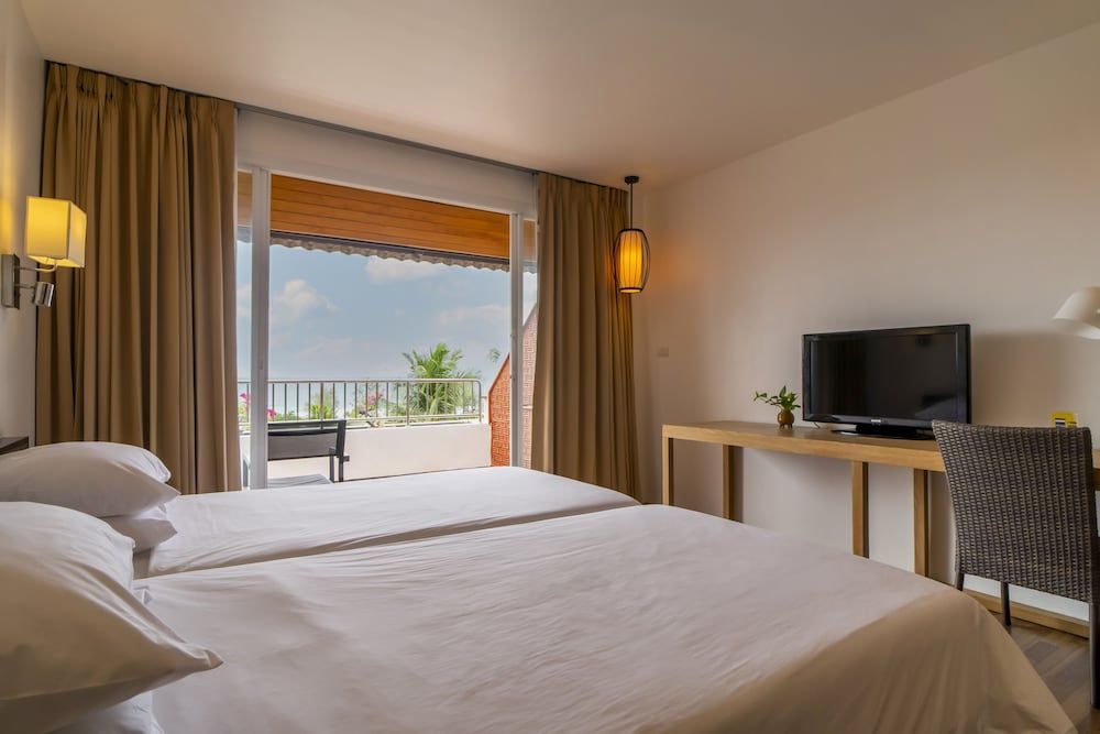 Deluxe Room, 2 Twin Beds, Non Smoking, Sea View