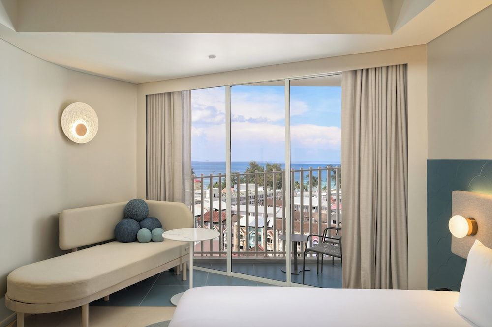 Centara Karon Resort Phuket Superior Twin Room, Ocean View 6