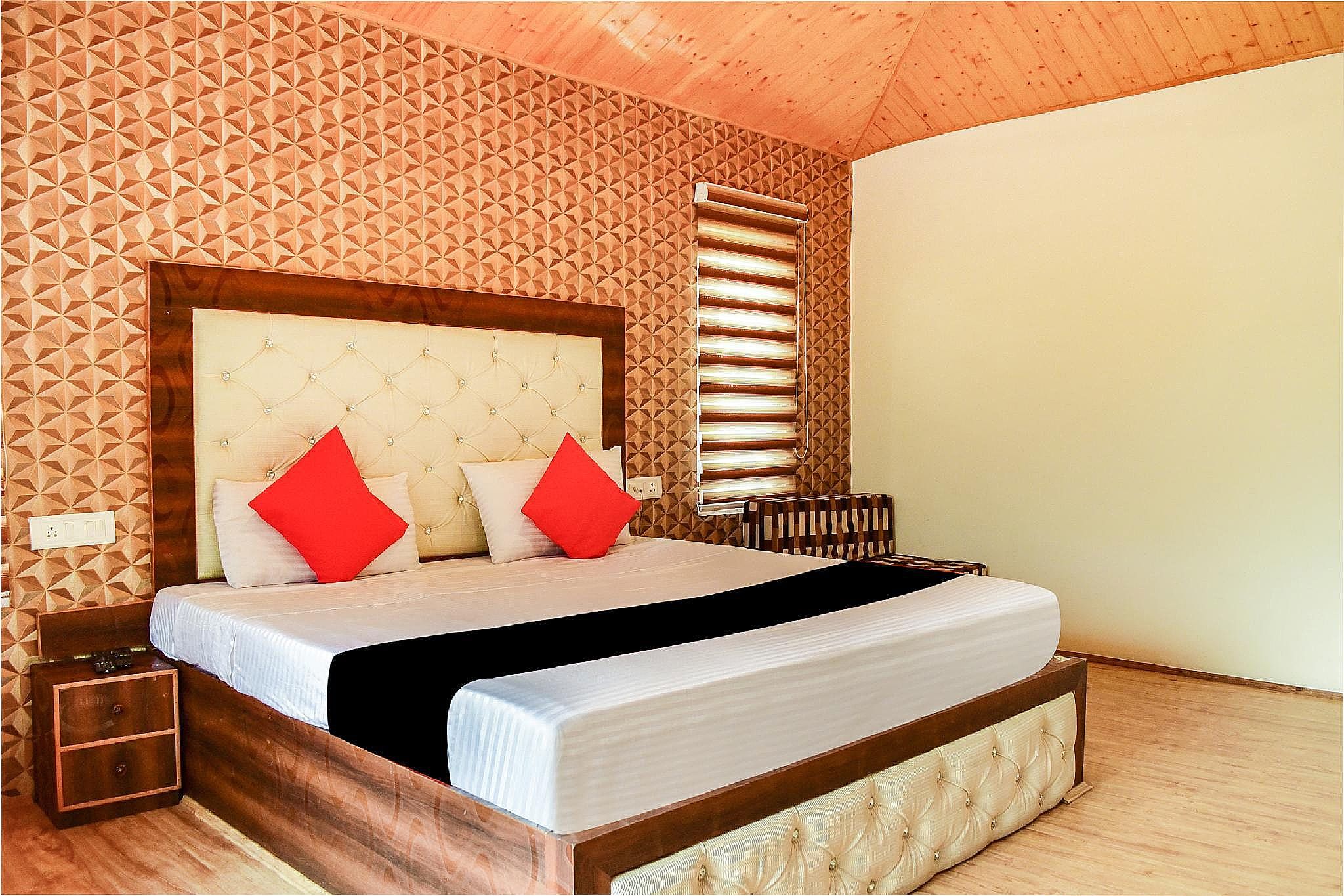 Deluxe View Room