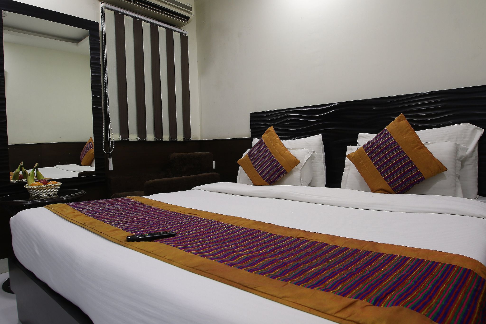 Deluxe Room with Free Airport / Railway Station Drop