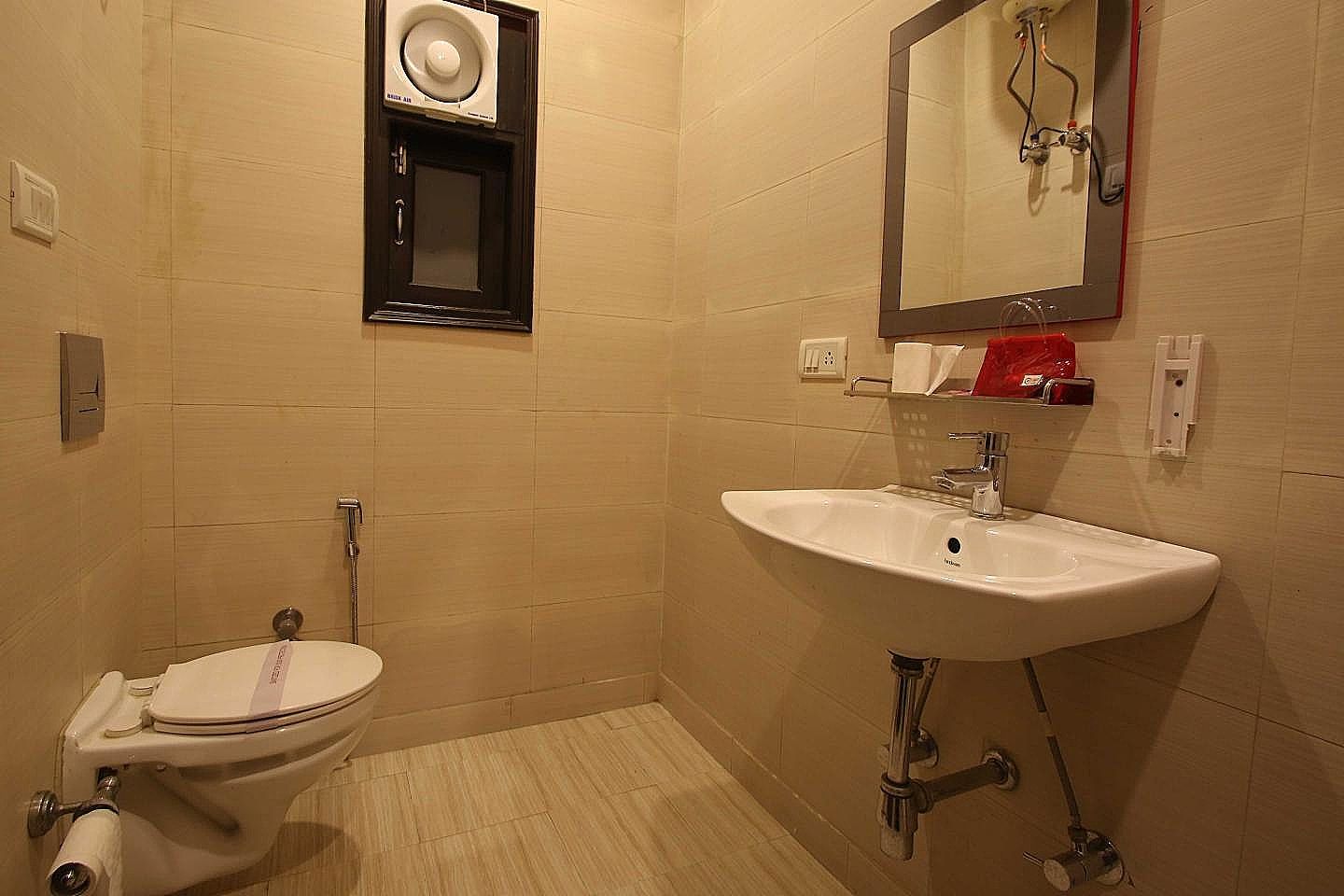 Hotel Hill Palace Deluxe Room 16