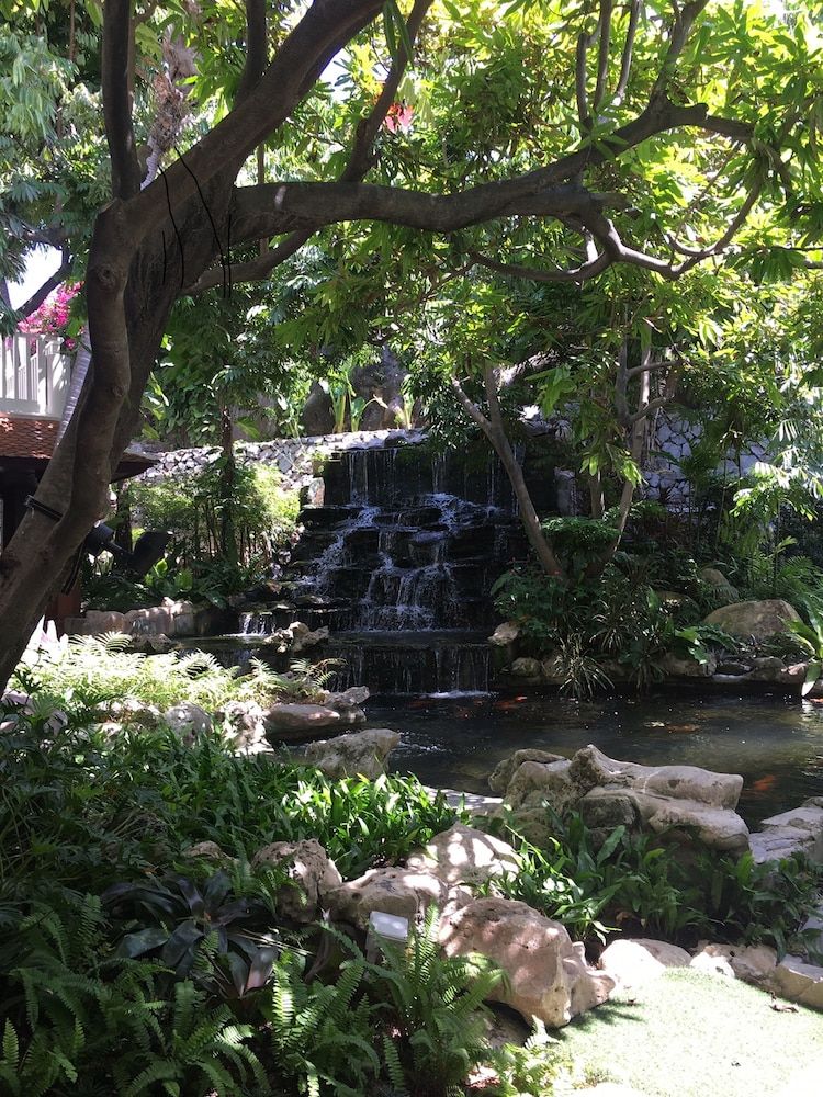 undefined Diamond Cliff Resort & Spa, Patong Beach 7