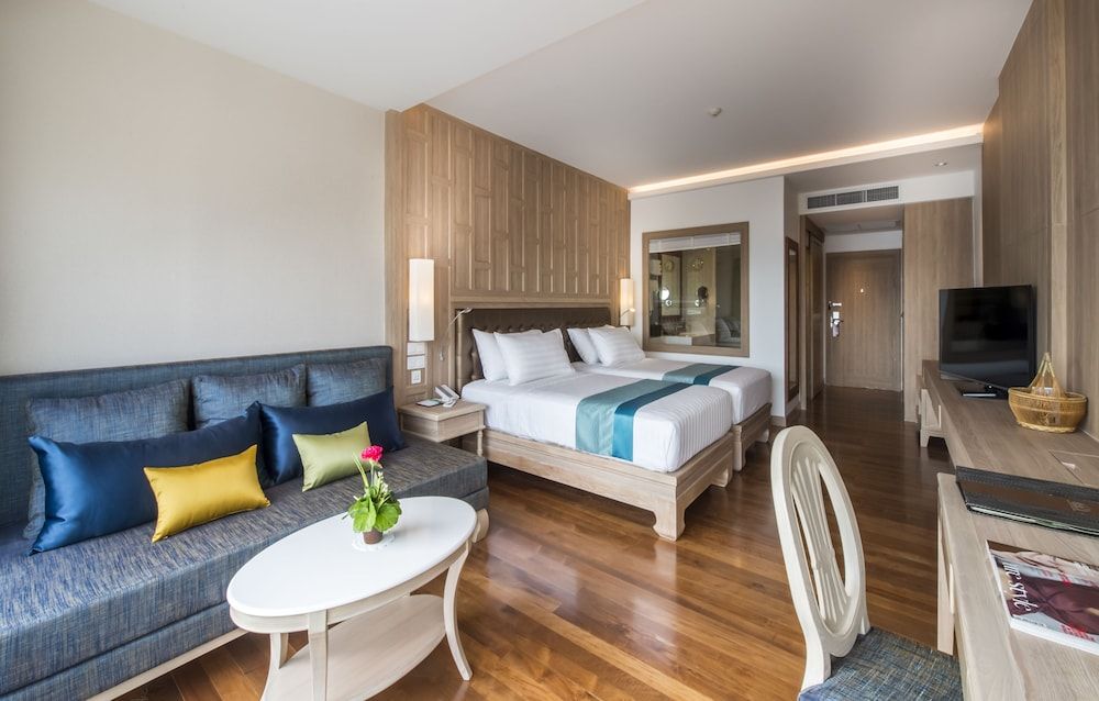 Diamond Cliff Resort & Spa, Patong Beach Super Deluxe 2