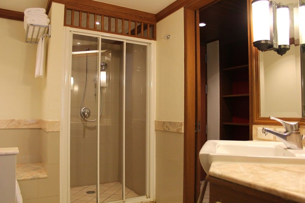 Pullman Phuket Karon Beach Resort Superior Room, 1 King Bed, Garden View 9