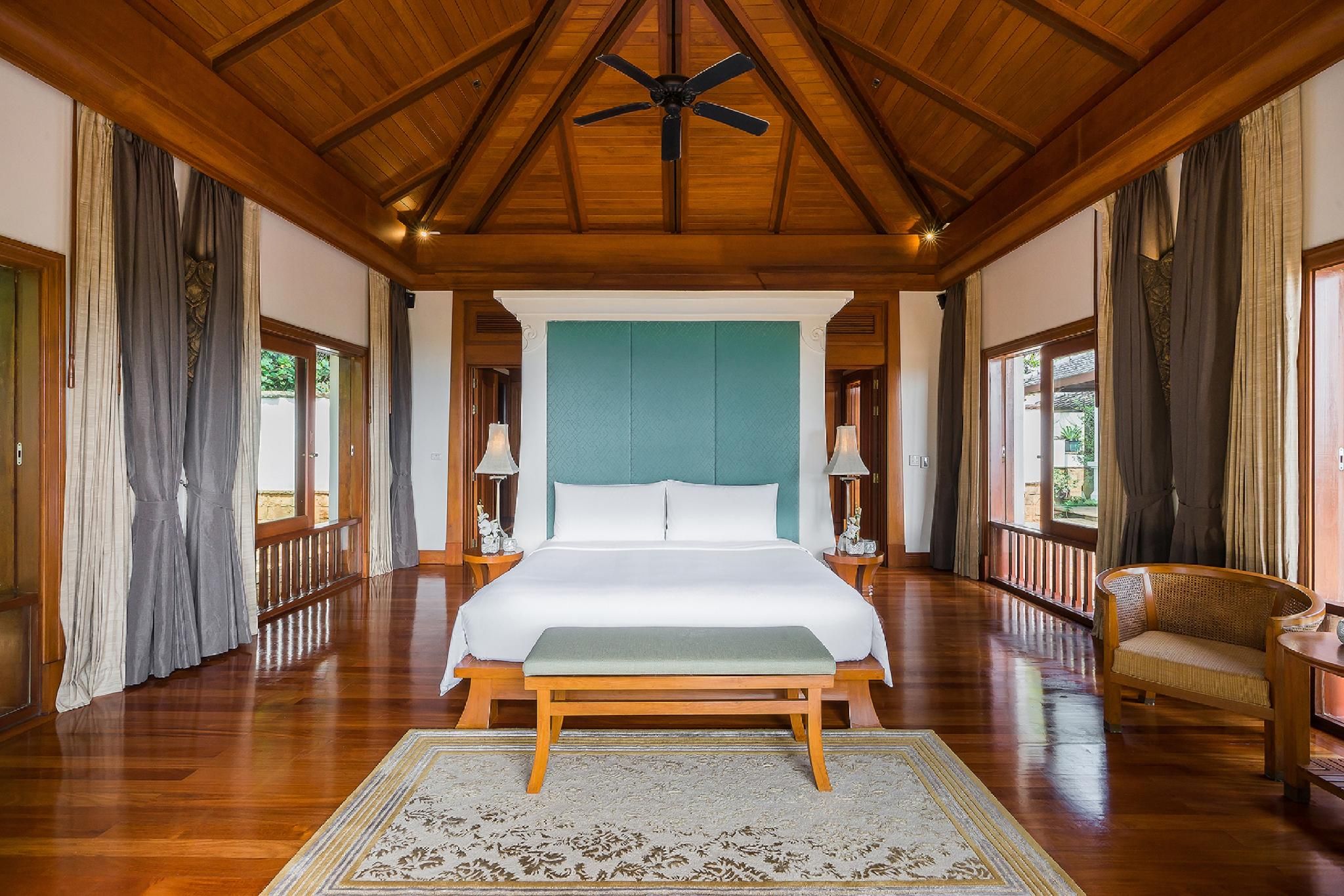 The JW Royal Villa, 2 Bedroom Villa, Bedroom 1: 1 King, Bedroom 2: 1 King, Oceanfront