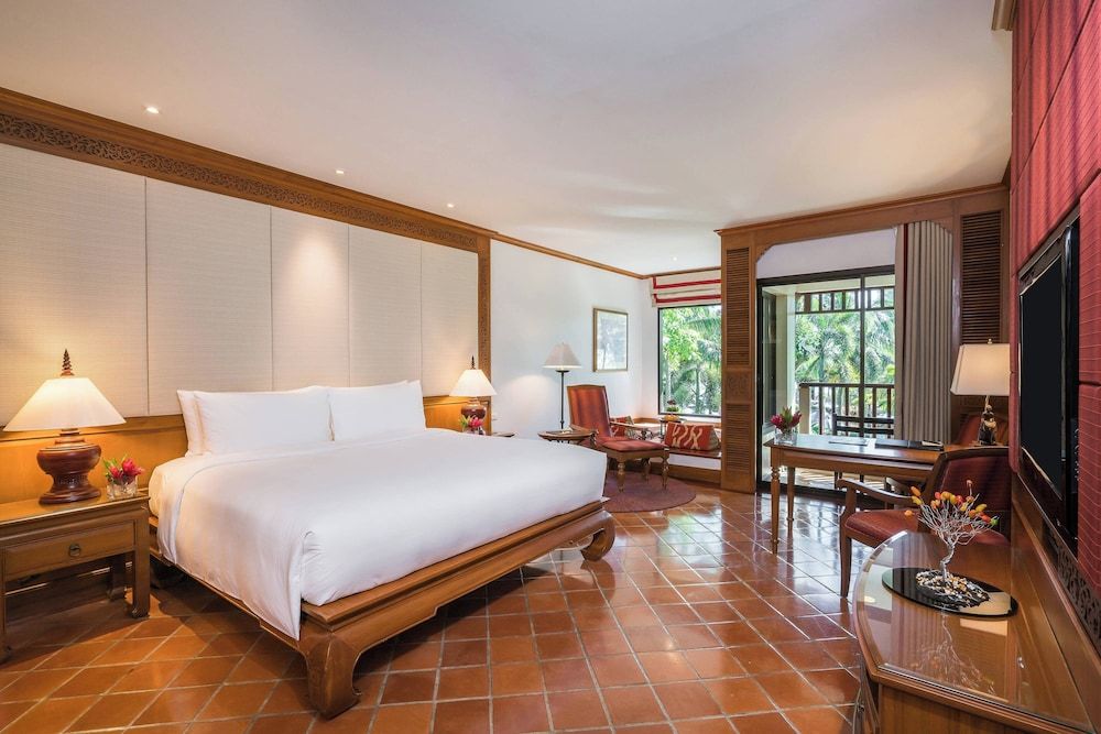 Room, 1 King Bed, Partial Sea View (Balcony)