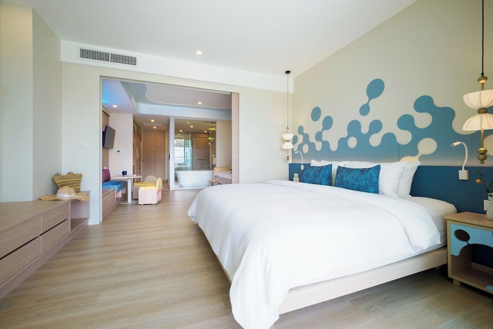 Family Room (Vhari Wing)
