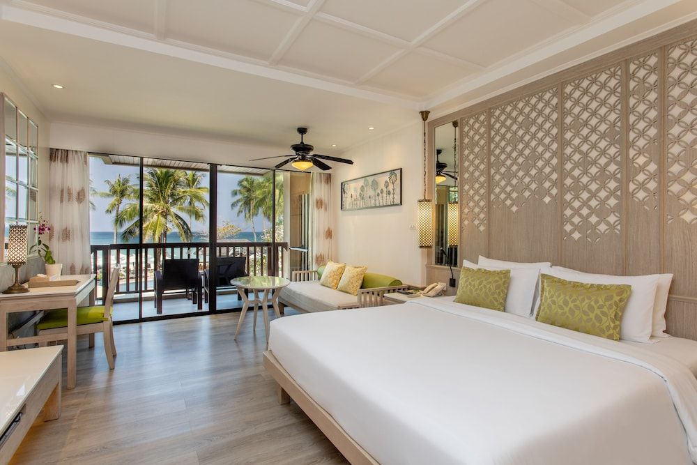 Junior Suite (Thani Wing)