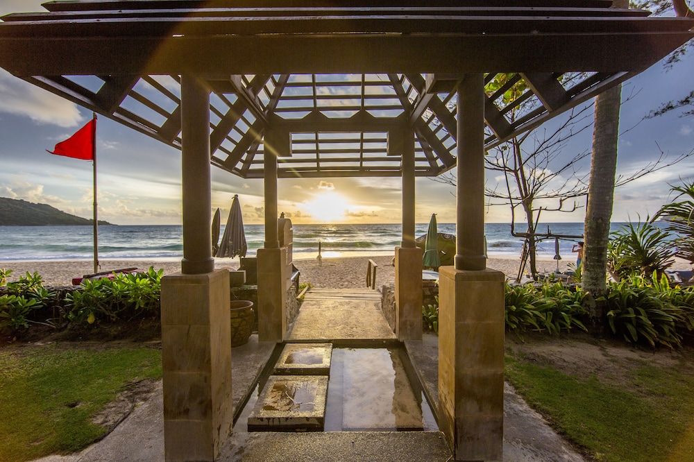 undefined Katathani Phuket Beach Resort 5