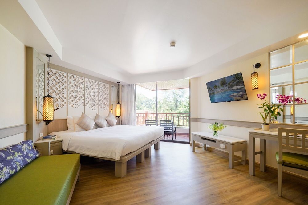 Deluxe Room, Garden View