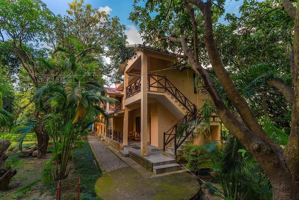 undefined Corbett Wild Resort - A River Access Property 6