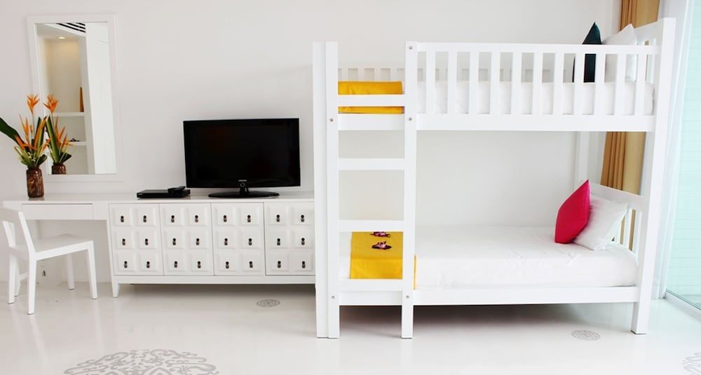 undefined The Old Phuket - Karon Beach Resort 10