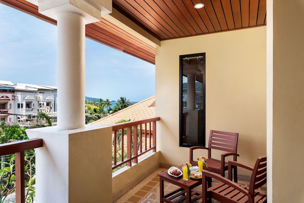 undefined Patong Paragon Resort & Spa 9