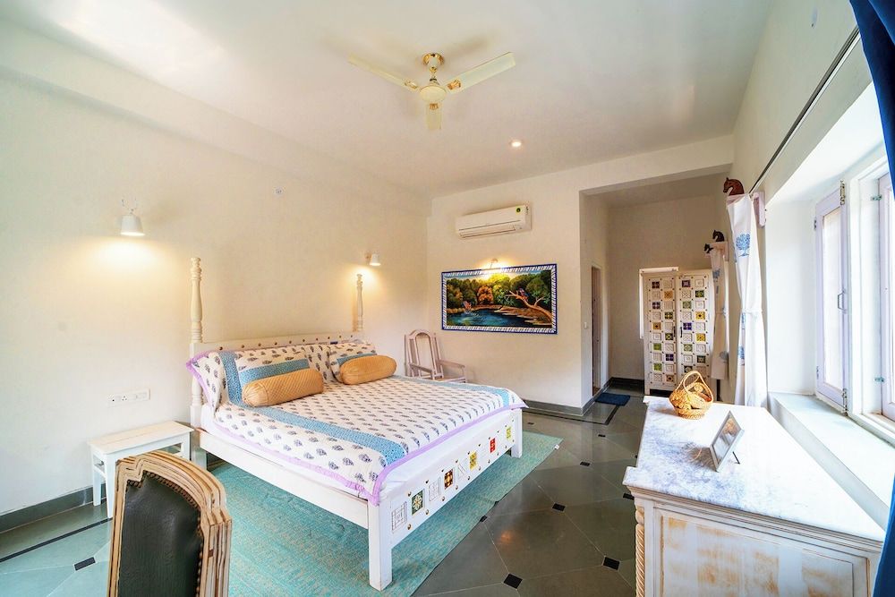 Maa Ashapura Resort Deluxe Double Room 7