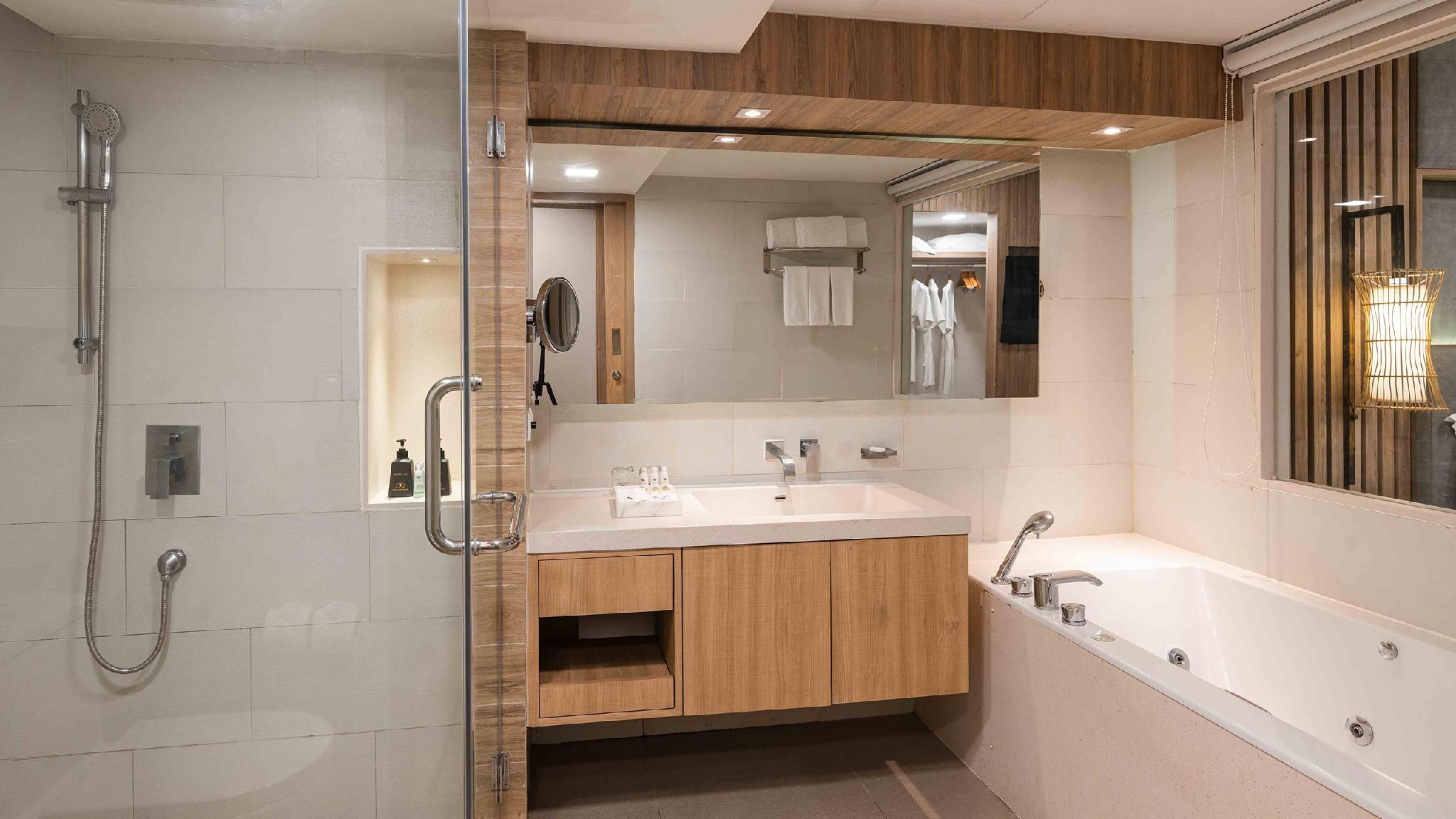 undefined Phuket Graceland Resort And Spa 8