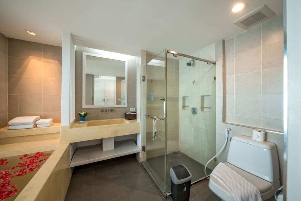 undefined Andamantra Resort and Villa Phuket 9