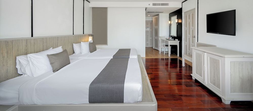 Andamantra Resort and Villa Phuket Deluxe Studio 4