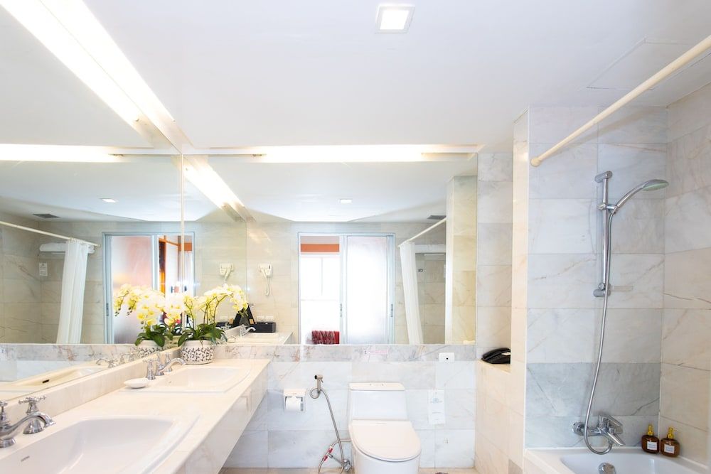 undefined The Royal Paradise Hotel & Spa 10