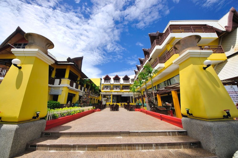 undefined Woraburi Phuket Resort & Spa 9