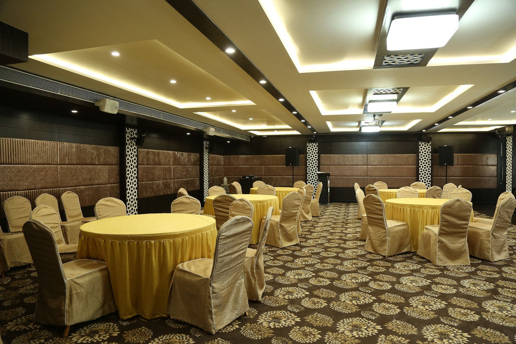 undefined Hotel Landmark 7