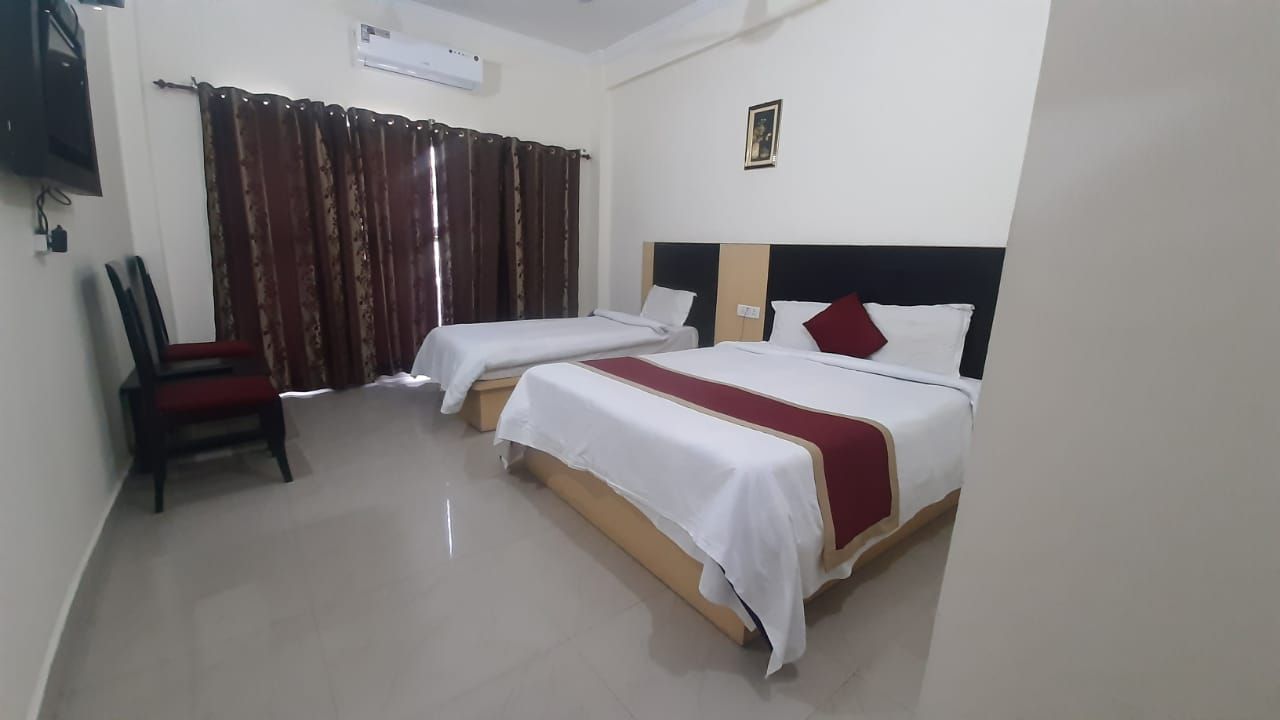 Triple Deluxe Room