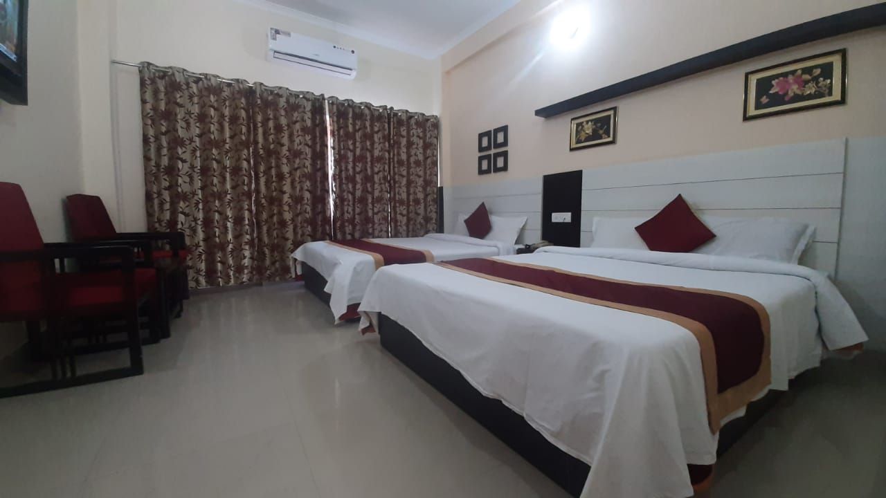 Triple Deluxe Room