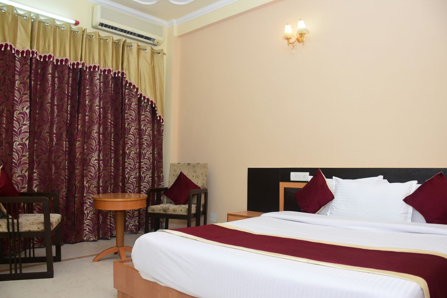 Double Superior Room with Balcony