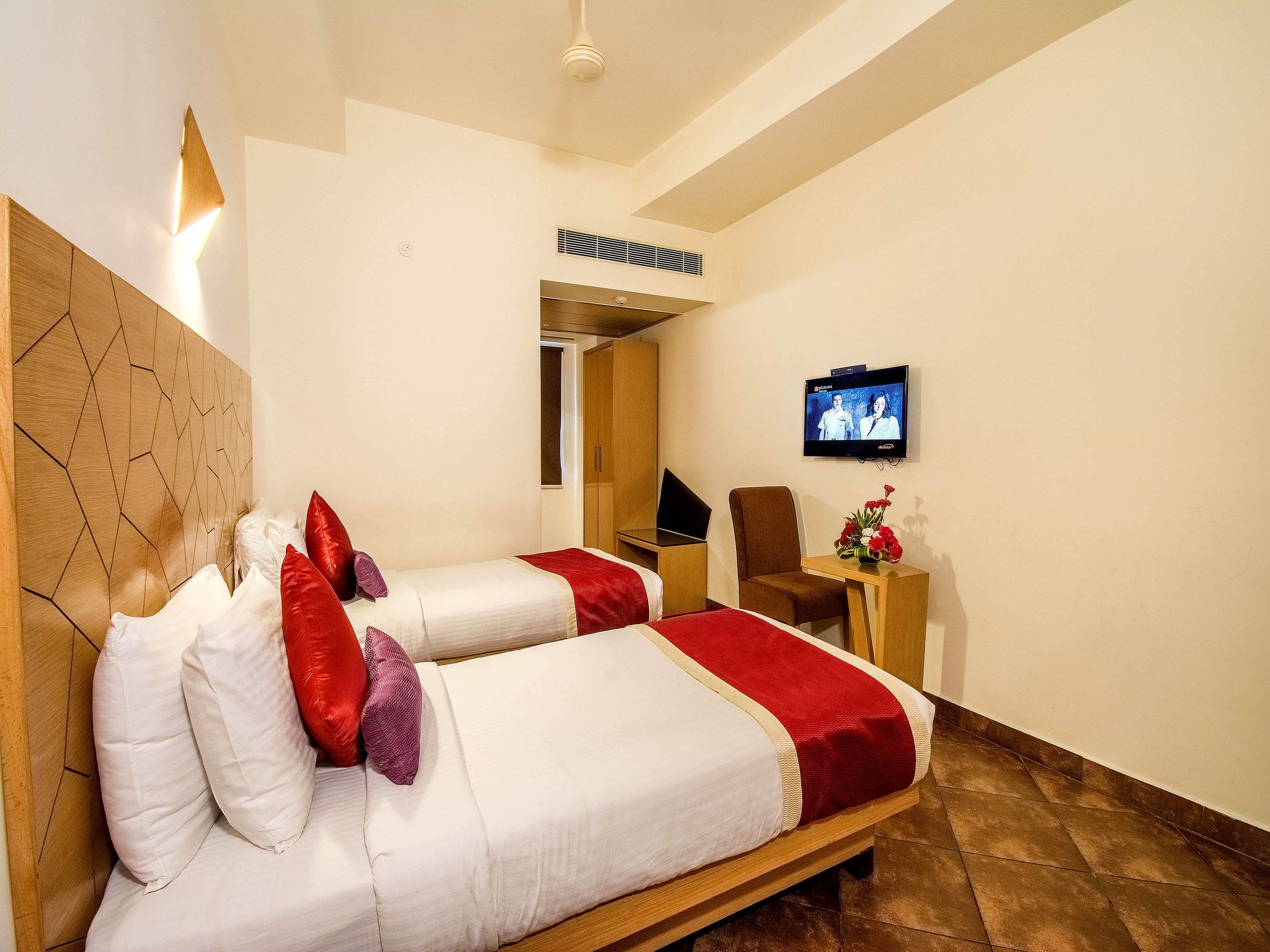 Hotel Rockdale  Superior Room 6