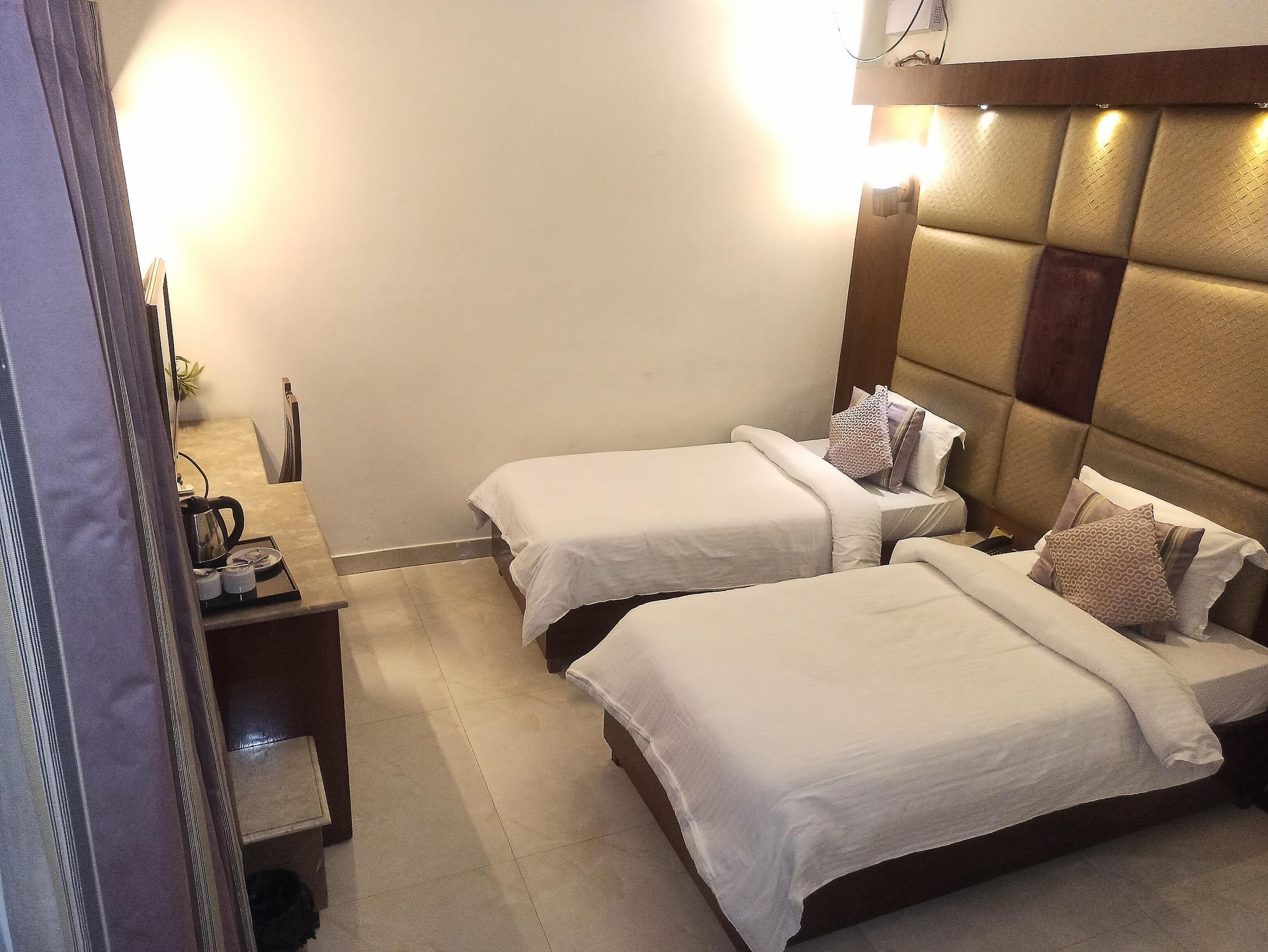 Luxury Twin Room 