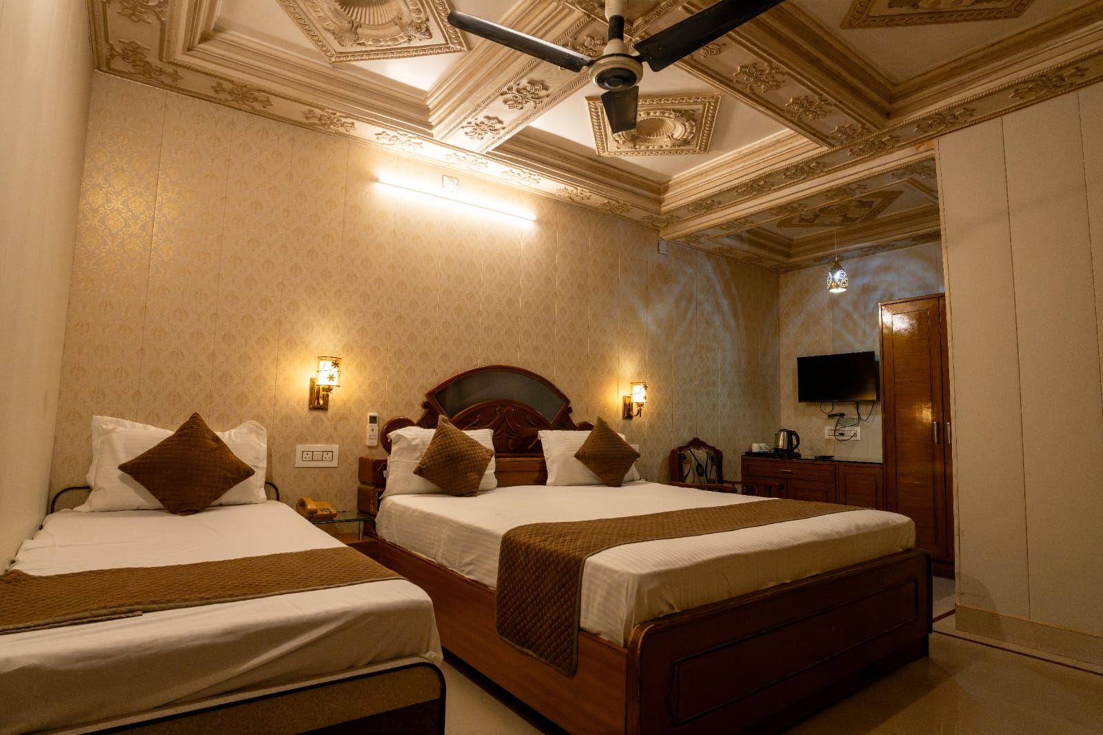 undefined Hotel Bharat Niwas 8