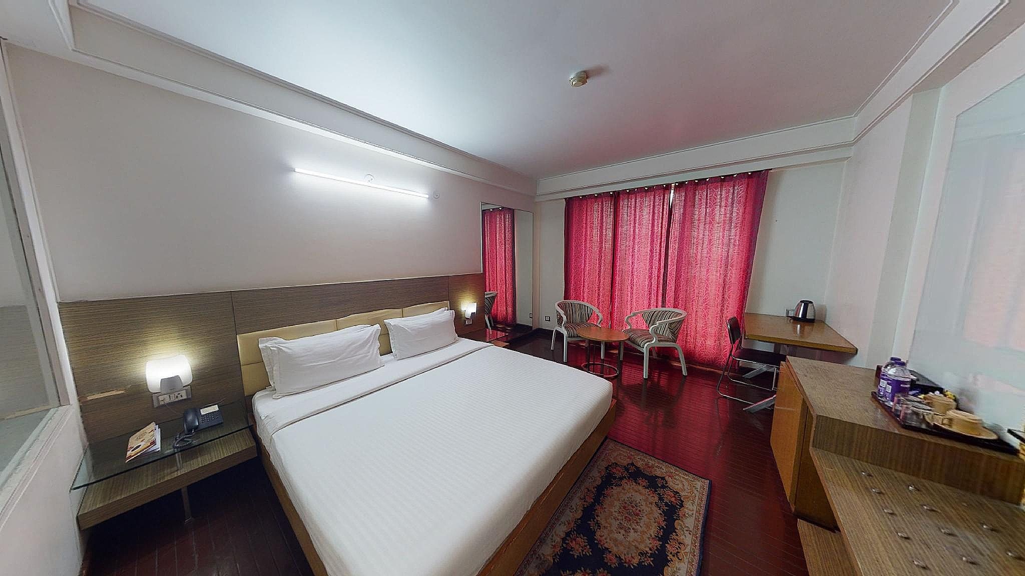 Rosewood International Executive Room 6