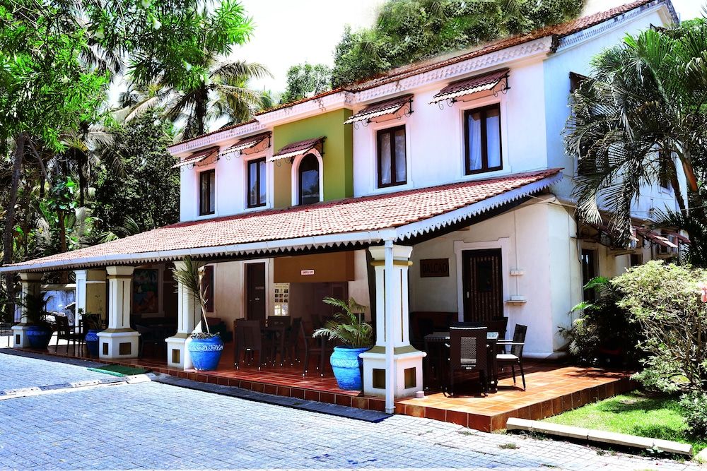 undefined White Square Nirvana 8