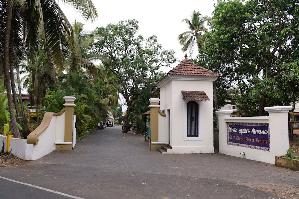 undefined White Square Nirvana 6