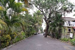 undefined White Square Nirvana 2