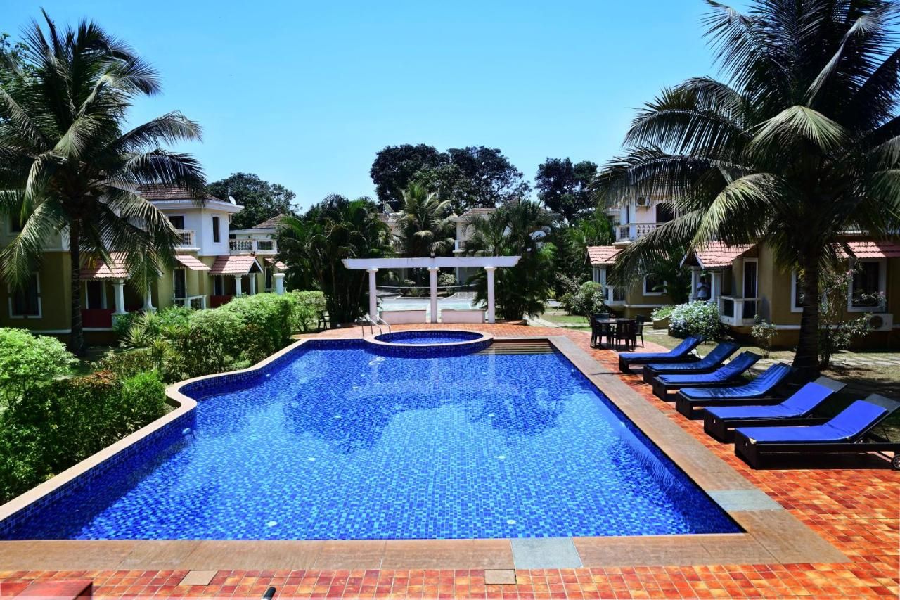 undefined White Square Nirvana 4