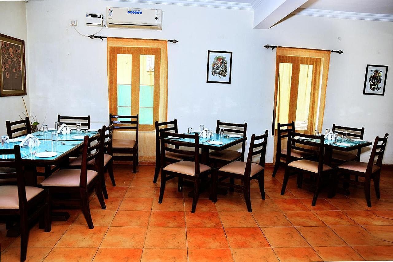 undefined White Square Nirvana 5