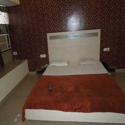 undefined Hotel Trimurty 8