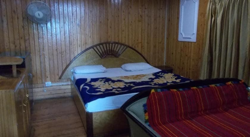 undefined Hotel Sasan 7