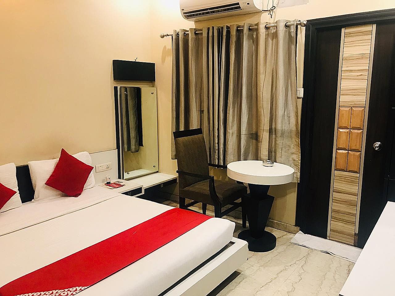 Royal Executive Room