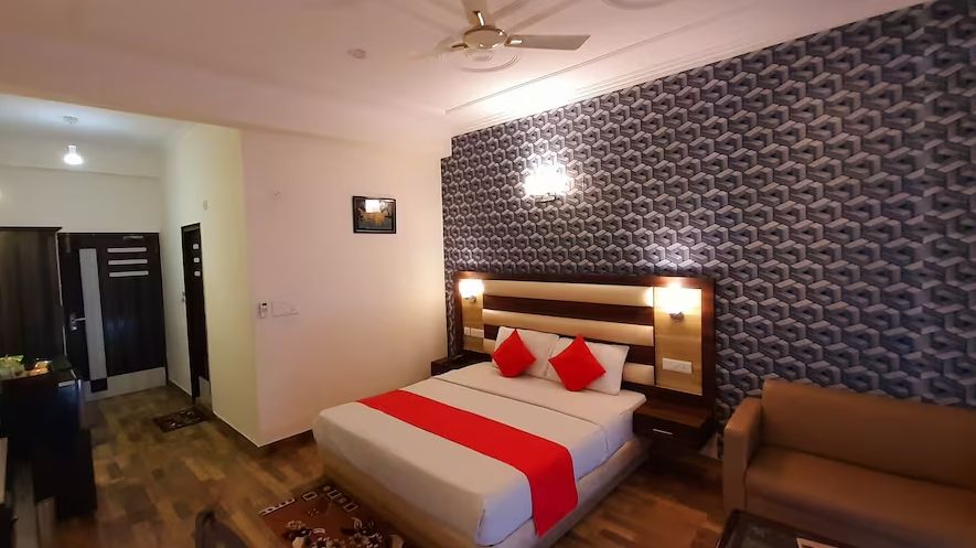 Family Room With Balcony (Single Room 4 Bedded)